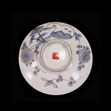 a-japanese-blue-&-white-lidded-rice-bowl_x6725c