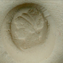 a-phoenician-clay-bulla-the-image-depicting-a-lady's-head-in-profile_e8106b