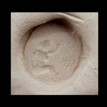 a-phoenician-clay-bulla-the-image-depicting-a-lady_e8092b
