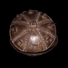 a-very-old-baule-bronze-bowl-and-lid_t1167b