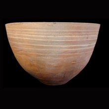 an-indo-iranian-pottery-bowl-with-incised-bands-around-rim_x880a