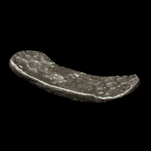 ancient-indian-silver-bent-bar-shatamana-coin_e8198c