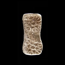ancient-indian-silver-bent-bar-shatamana-coin_x3843c