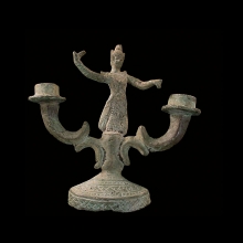 ayutthaya-bronze-candle-holder-with-dancer-in-centre_x53094