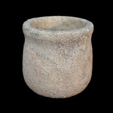 bactrian-miniature-limestone-cosmetic-vessel_x6843a