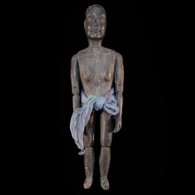 chinese-wooden-female-doll-with-movable-limbs-and-wearing-loin-cloth_x2631a