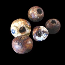 collection-of-five-(5)-phoenician-glass-eye-beads_a7905c