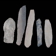 five-egyptian-predynastic-flint-stone-scrapers-and-knifes_a7029b