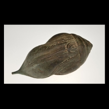 khmer-bronze-votive-vessel-in-conch-shell-form_x9334c