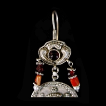 pair-of-persian-silver-earrings-with-garnet-inlay_x6003b