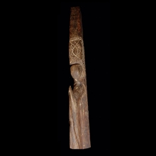 sepik-carved-iron-wood-spear-point-with-bird-figure-and-remnant-lime-inlay_t6269b